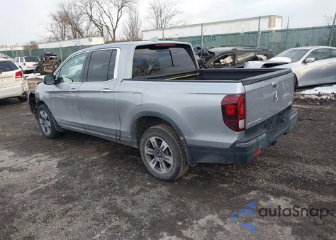 2017 Honda Ridgeline Rtl-E z USA, uszkodzony, nr VIN 5FPYK3F71HB031717